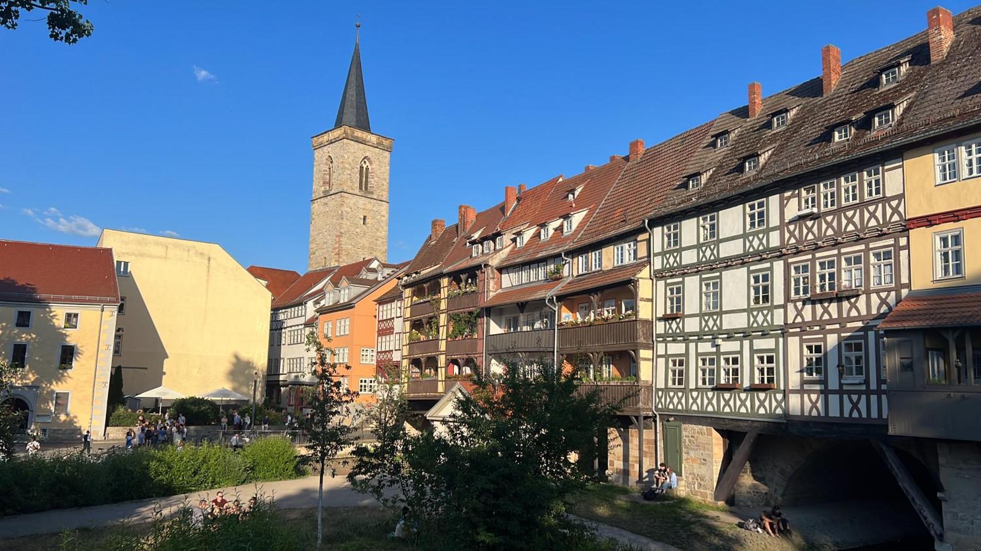 Schildblick Modernes Direkt In Der Altstadt Von Nahe Der Kraemerbruecke - Innenstadtlage