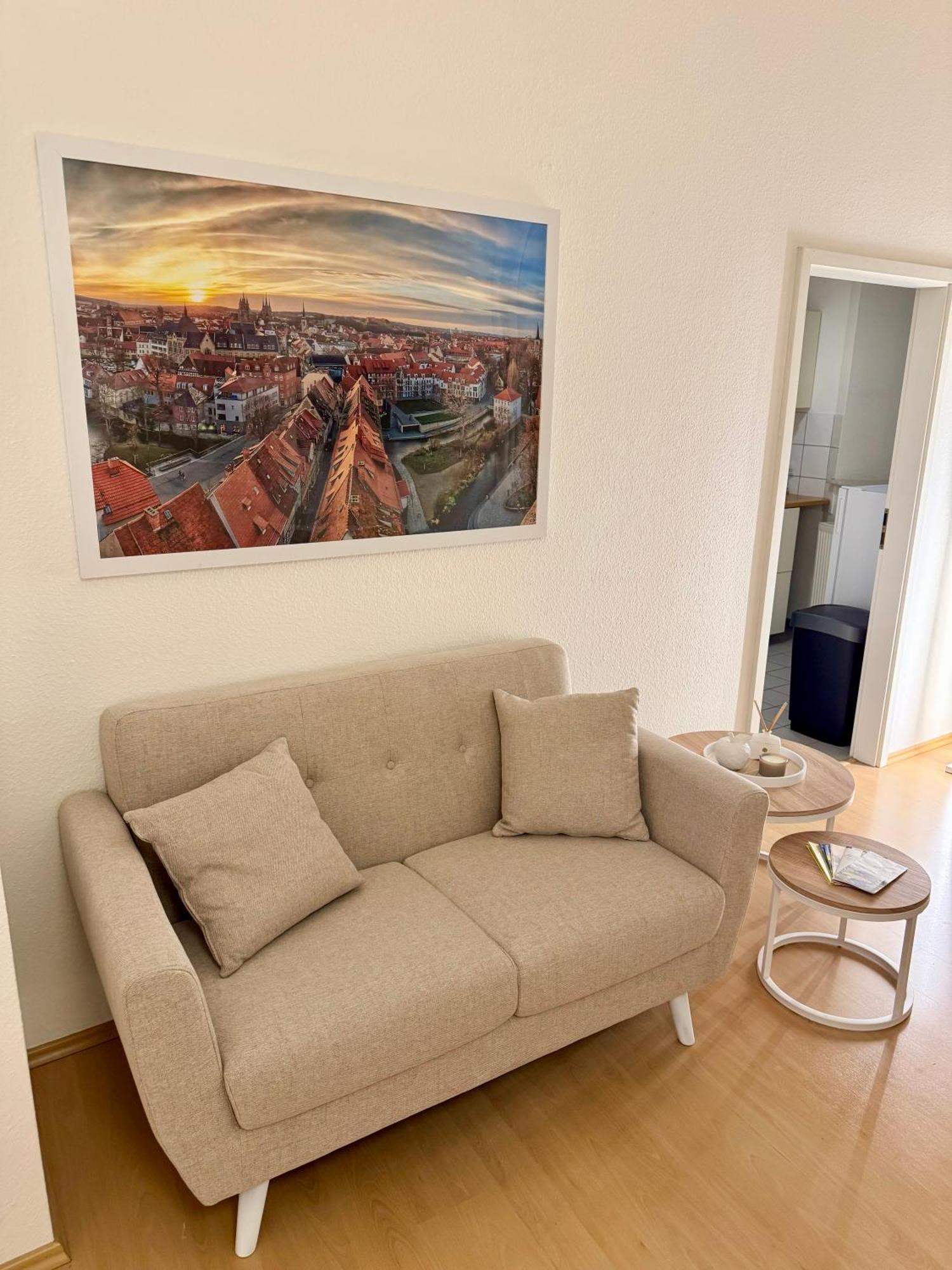 Apartment Schildblick Modernes Direkt In Der Altstadt Von Nahe Der Kraemerbruecke - Innenstadtlage