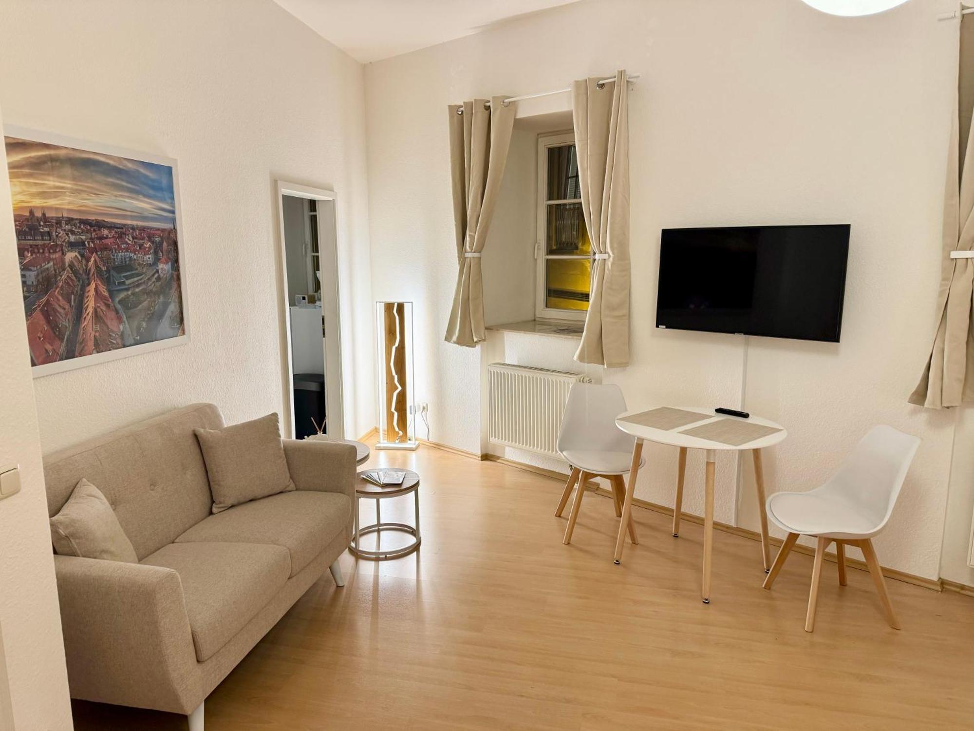 Apartment Schildblick Modernes Direkt In Der Altstadt Von Nahe Der Kraemerbruecke - Innenstadtlage Erfurt